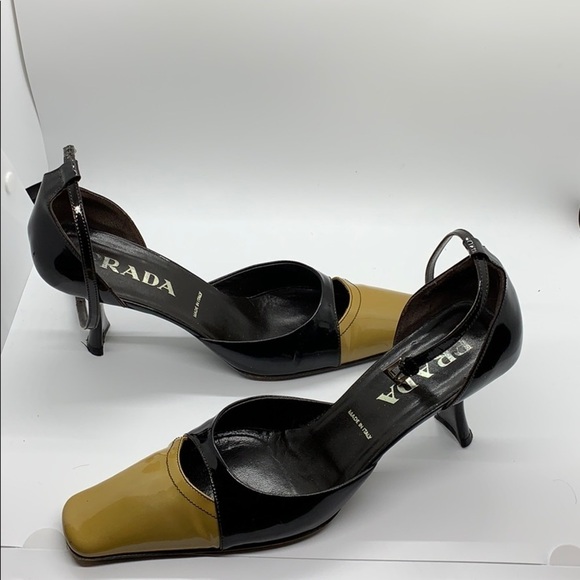 Prada made in Italy patent leather shoes size-37.5 - Picture 2 of 10